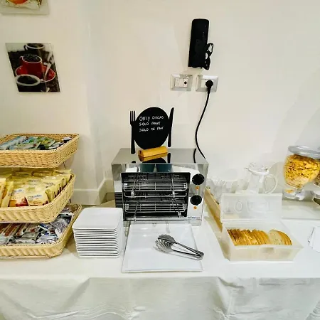 Nocleg ze śniadaniem Vatican Relais 3*