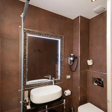 Nocleg ze śniadaniem Vatican Relais 3*